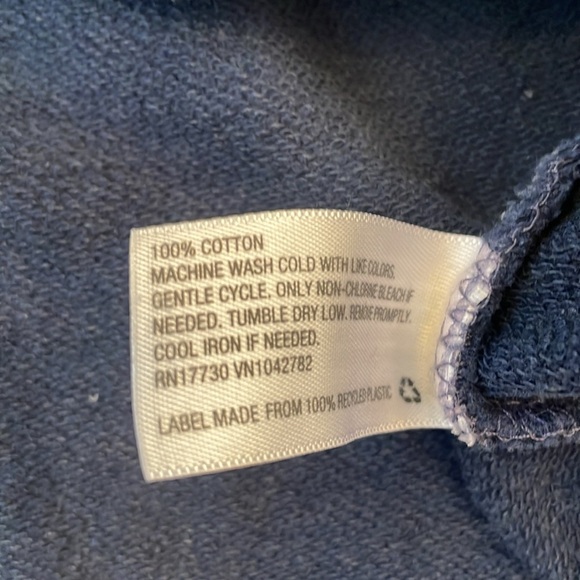 UNIVERSAL THREADS Women’s Faded Navy Blue Rifle Board Sweatshirt Size Medium - Picture 9 of 9